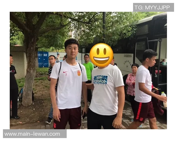 刘洋足球：从青涩少年到职业球员的成长之路与未来展望