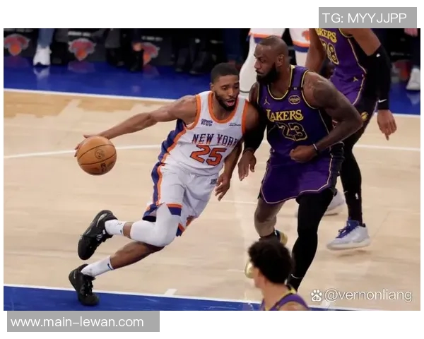 太阳队与开拓者队的激烈对决展现篮球魅力与团队精神的完美结合